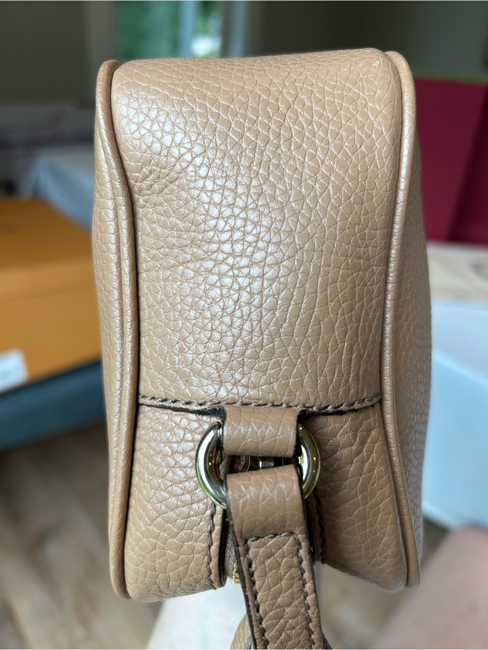 Gucci Beige Pebbled Leather Disco Crossbody with Tassel - Picture 6 of 11